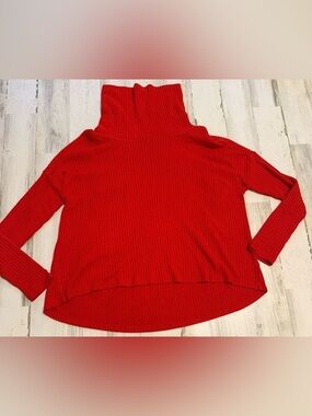 Anthropologie. Red Turtleneck Ribbed Sweater - Women